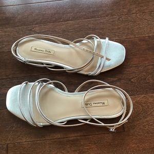 Worn 1x - leather silver sandals size 6